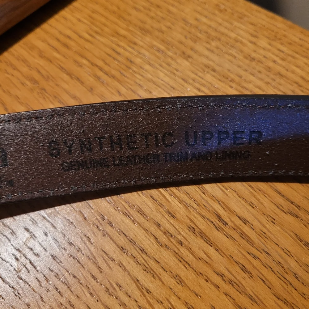 Columbia leather belt
